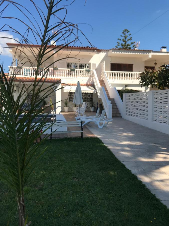 Vivienda Vacacional Josver ベニカシム エクステリア 写真